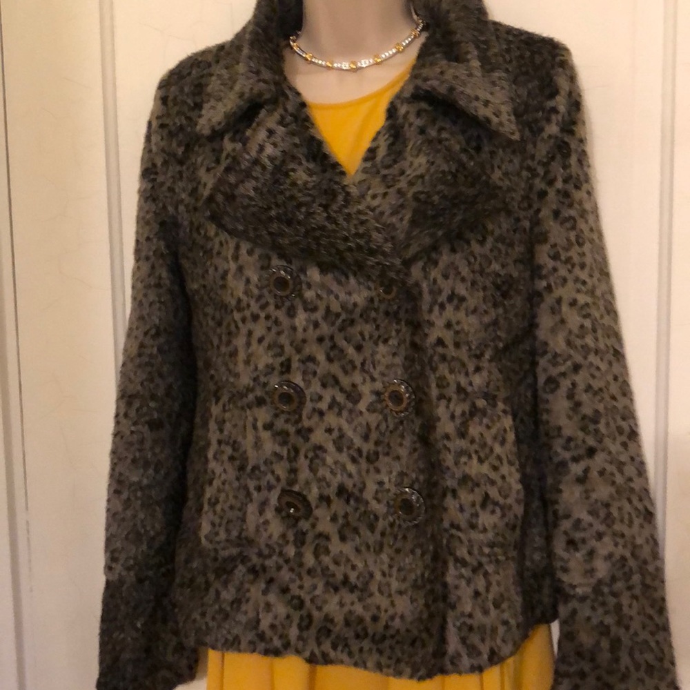 Gray cheetah fur BKE jacket S